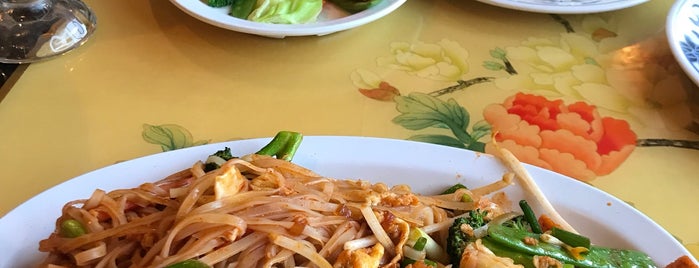 Thai Cafe Restaurant is one of Top 10 dinner spots in Sheboygan, WI.
