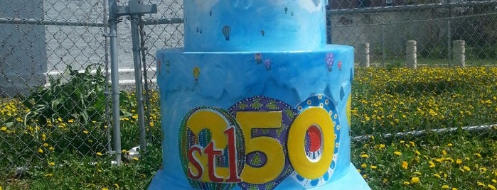 Grand Avenue Water Tower is one of #STL250 Cakes (Inner Circle).