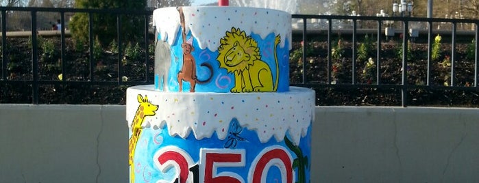 Six Flags St Louis is one of #STL250 Cakes (Inner Circle).
