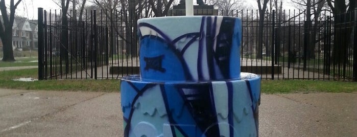 Fountain Park is one of #STL250 Cakes (Inner Circle).