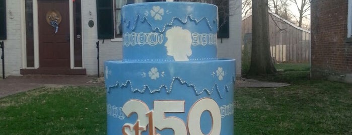Emma Kunz House is one of #STL250 Cakes (Outer Ring).
