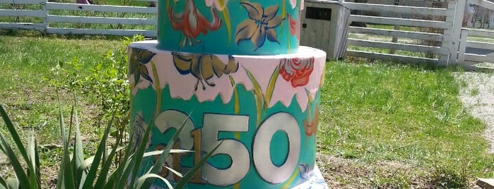 Daniel Boone Home & Village is one of #STL250 Cakes (Outer Ring).