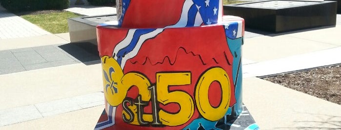 St. Louis County Circuit Court is one of #STL250 Cakes (Inner Circle).
