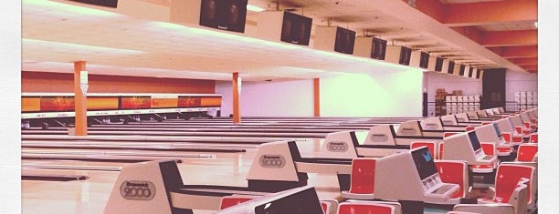 Bowl-o-Drome is one of Montreal 2.
