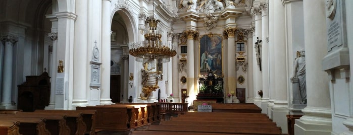Kościół ss. Wizytek pw. Opieki świętego Józefa Oblubieńca Niepokalanej Bogurodzicy Maryi is one of faenza.