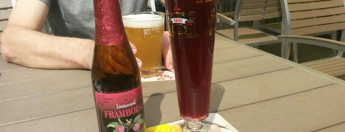 5´41 Belgische Taverne is one of Locais curtidos por Anders.
