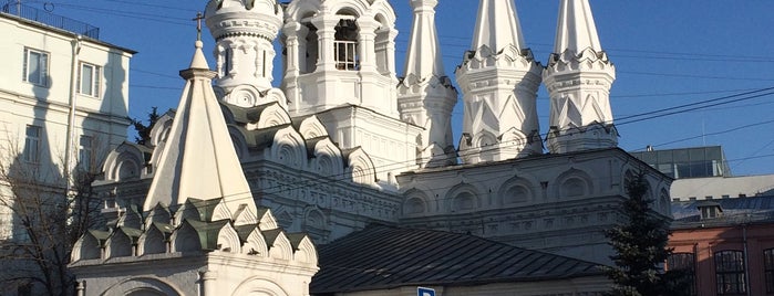 Церковь Рождества Богородицы в Путинках is one of Москва узорчатая.