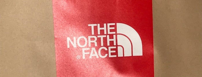 The North Face is one of Posti che sono piaciuti a Massimiliano.