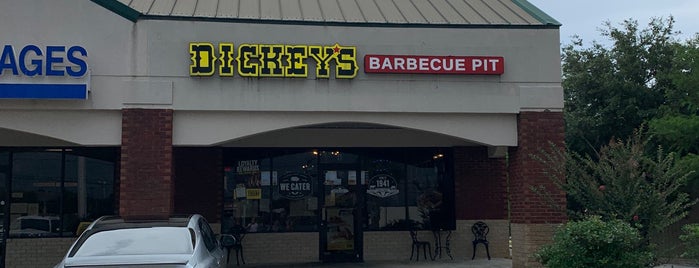 Dickey's Barbecue Pit is one of Dothan Restaurant Deliveries.