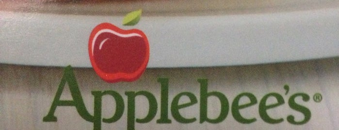 Applebees is one of Ismaelさんのお気に入りスポット.