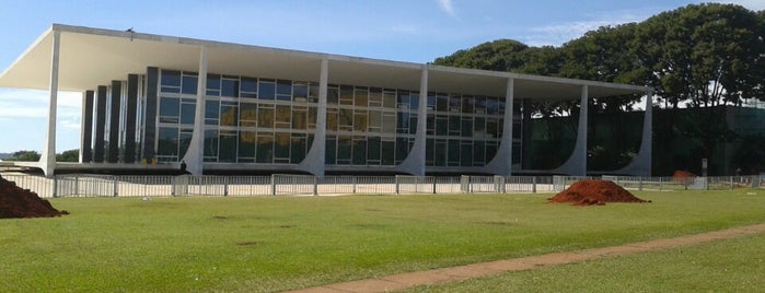 Supremo Tribunal Federal (STF) is one of imperdible brasilia.