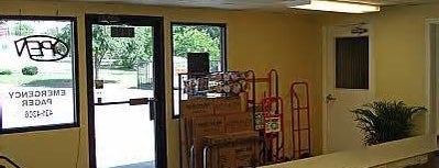 Move It Self Storage - South Austin is one of Posti che sono piaciuti a Maggie C.