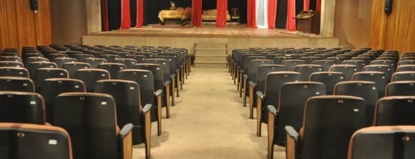 Teatro Firjan Sesi Centro is one of Locais curtidos por Guto.