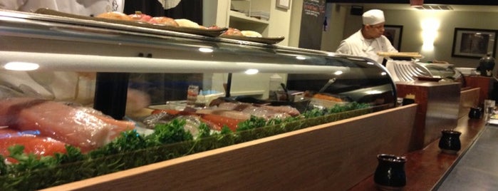 Cafe Sushi is one of Tempat yang Disukai Amoipenas.