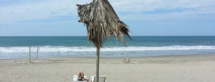 Playa Vichayito is one of El Mar de Grau.
