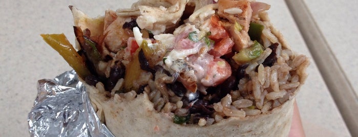 Chipotle Mexican Grill is one of Locais curtidos por Lauren.