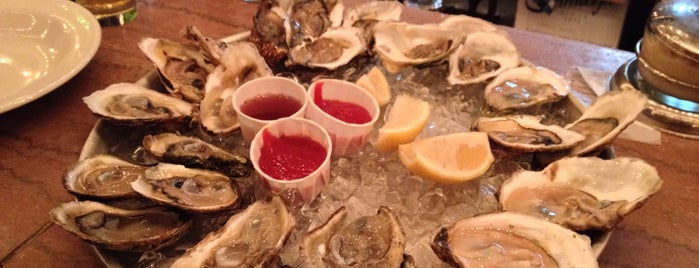 Grand Central Oyster Bar is one of To-Try: Midtown Restaurants.