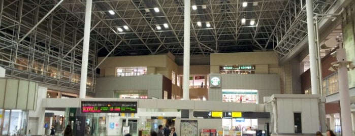Gate Plaza is one of Lieux qui ont plu à Shinichi.