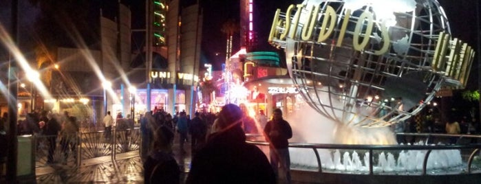 Universal CityWalk Hollywood is one of LA Must Do's.