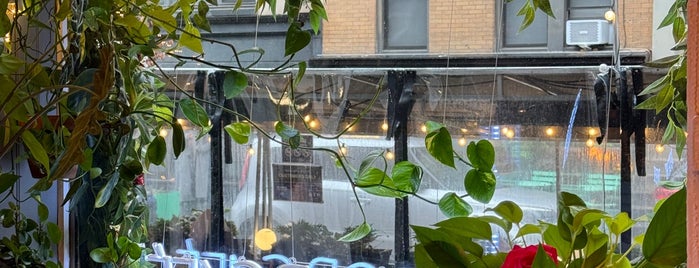 Drip Drop Café is one of New York Food.