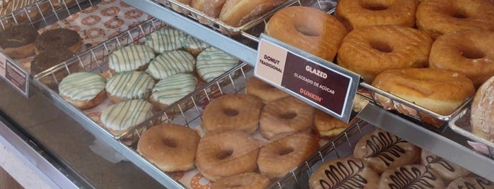 Dunkin' Donuts is one of Soraia’s Liked Places.