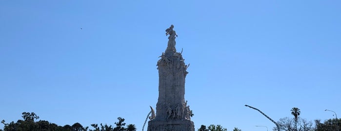 Monumento de los Españoles is one of My list restaurantes.