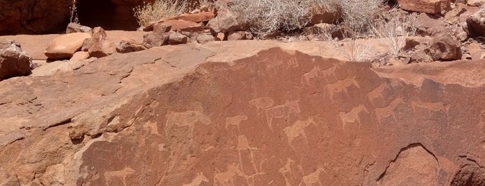Twyfelfontein Rock Engravings is one of Namibia 🇳🇦.