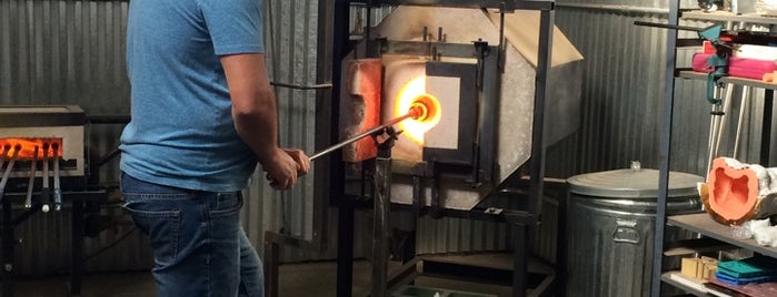 Sandstorm Glassworks is one of To Do in the LBK.