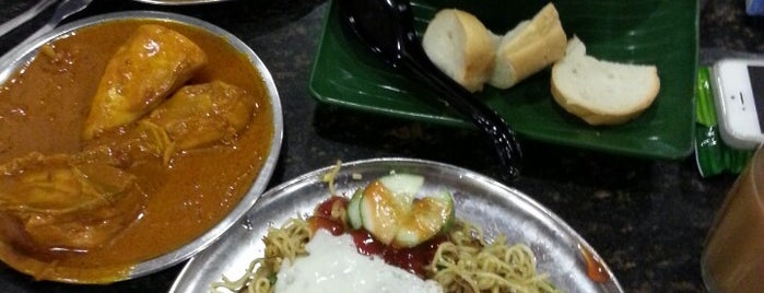 Casuarina Curry Restaurant is one of SG Food.