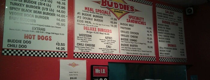 Buddies Burgers is one of Lugares favoritos de Conrad & Jenn.
