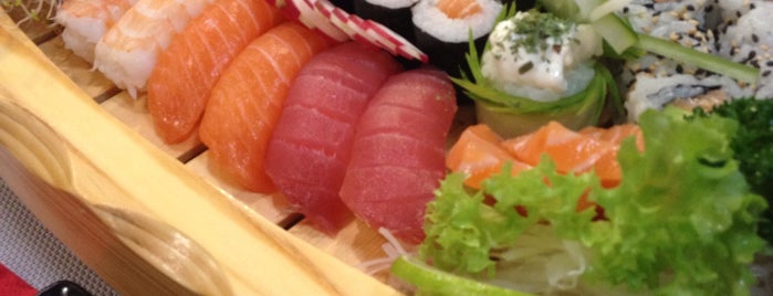 Sushi maison is one of Tessy’s Liked Places.