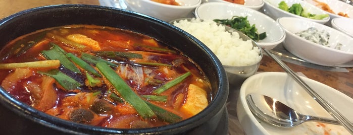 Mu Jin Jang Korean Restaurant is one of korean.