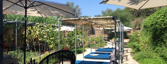 Giri Cafe is one of Ibiza Restaurant.