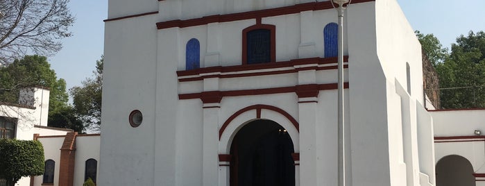 Iglesia de Tlacopac is one of Lieux qui ont plu à Alfonso.