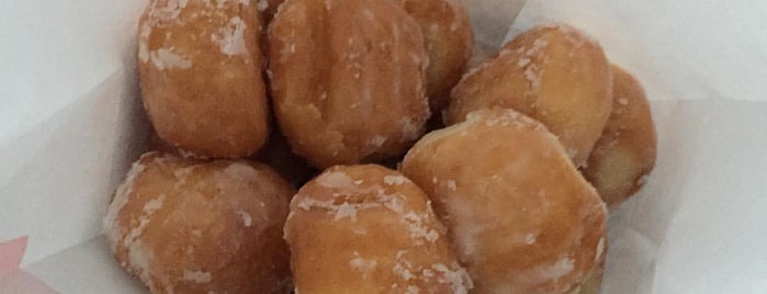 Shipley Do-Nuts is one of Hattiesburg Hotspots.