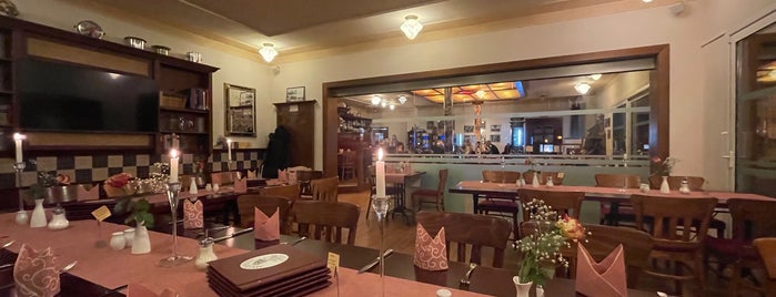 AUGUSTA's Seerestaurant & Café is one of Bar.