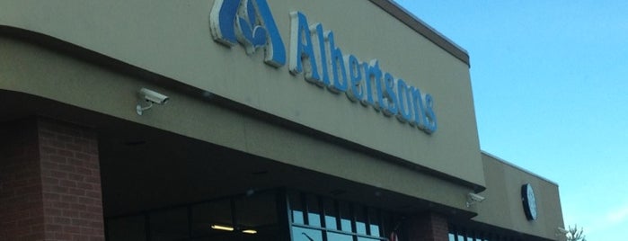 Albertsons is one of สถานที่ที่ Alexis ถูกใจ.