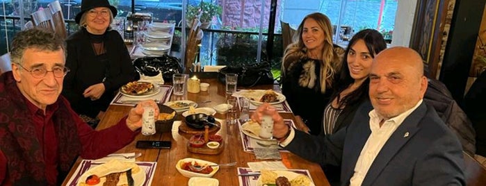 Beylerbeyi Tike Restaurant is one of تـــــركيا😘.