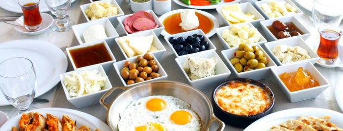 Van Kahvaltı Dünyası is one of Serhat Efe’s Liked Places.