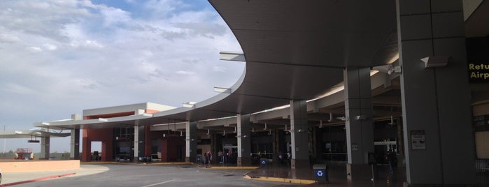 Sky Harbor Rental Car Center is one of Troy’s Liked Places.