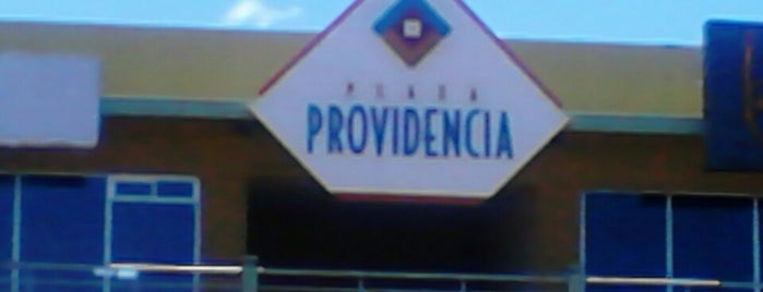 Plaza Providencia is one of lugares.