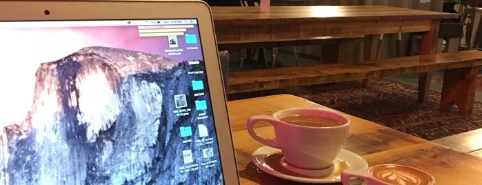 Spreadhouse Coffee is one of Late Night Work Spots.