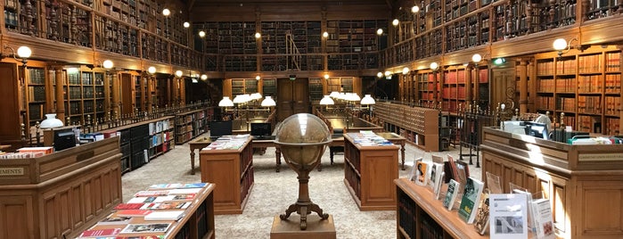 Bibliothèque de l'Hôtel de Ville is one of Paris, tu me manques.