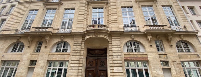 Hôtel de Beauvais — Cour administrative d'appel de Paris is one of France.