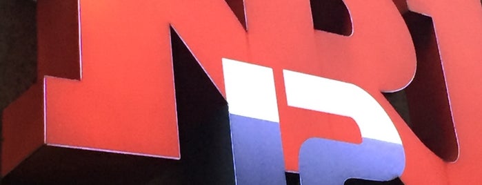 NRJ12 is one of Chaînes TV.