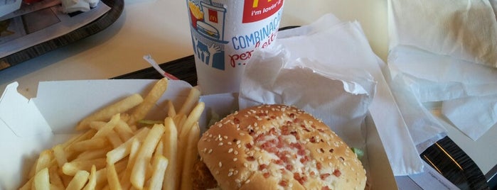 McDonald's is one of José 님이 좋아한 장소.