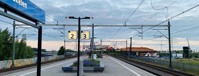 Station Breukelen is one of gezme.