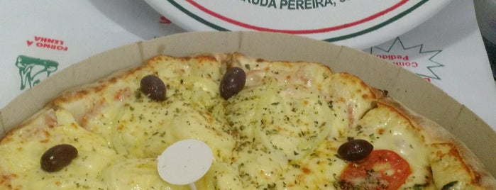 Pizzaria Estella is one of Comida.