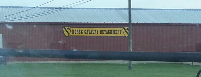 1st Calvary Division Stables is one of Lugares favoritos de Cory.