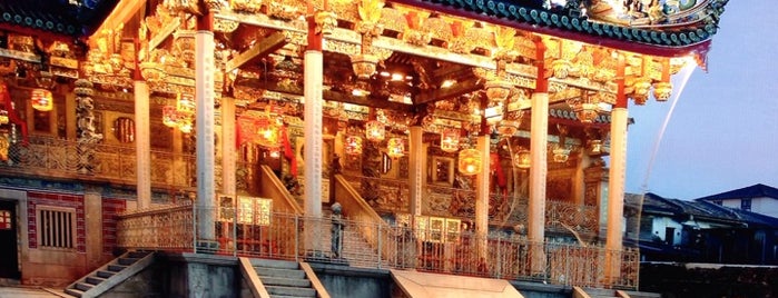 Leong San Tong Khoo Kongsi (龍山堂邱公司) is one of Penang Places I want to go.